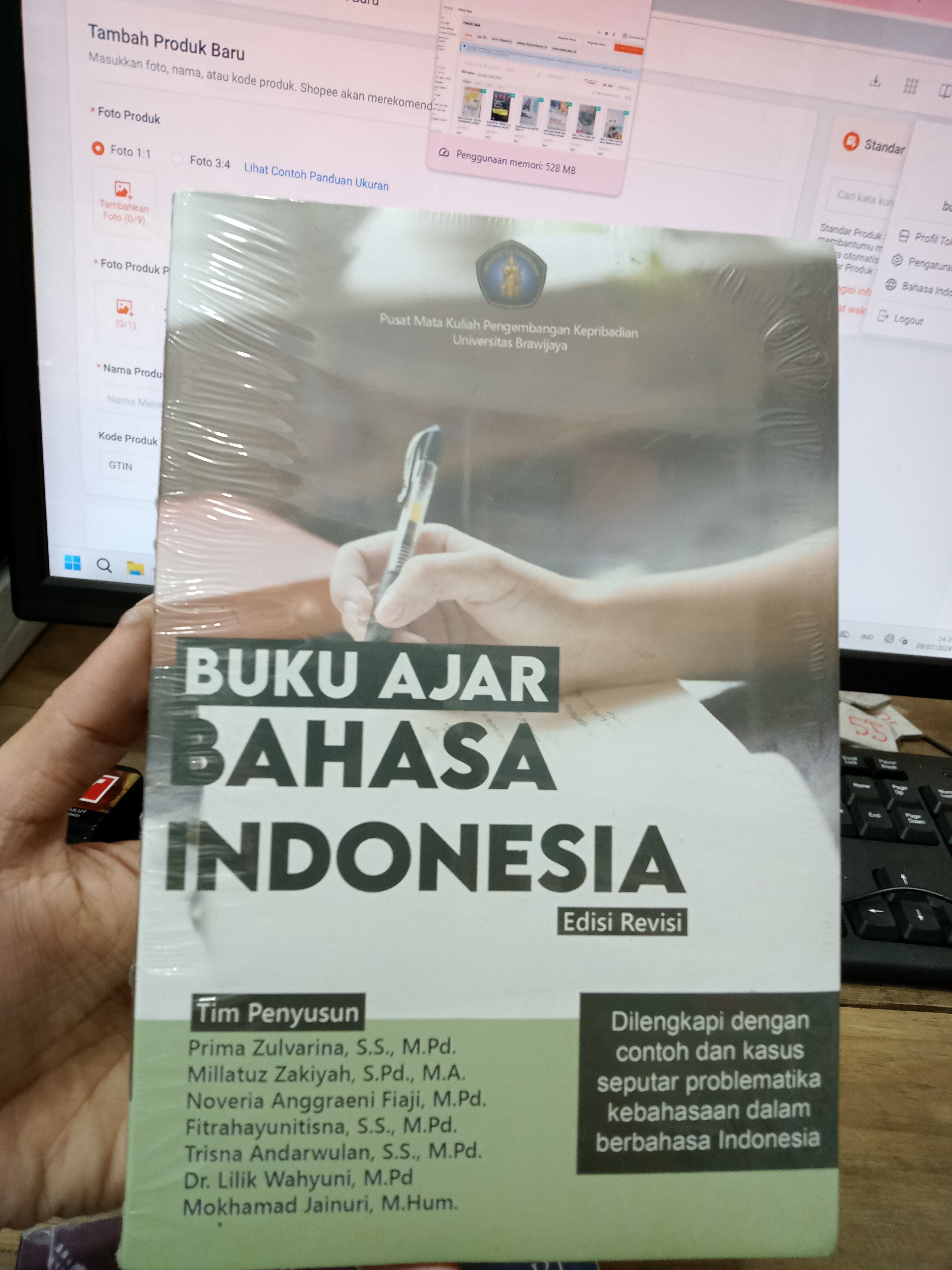Foto Buku
