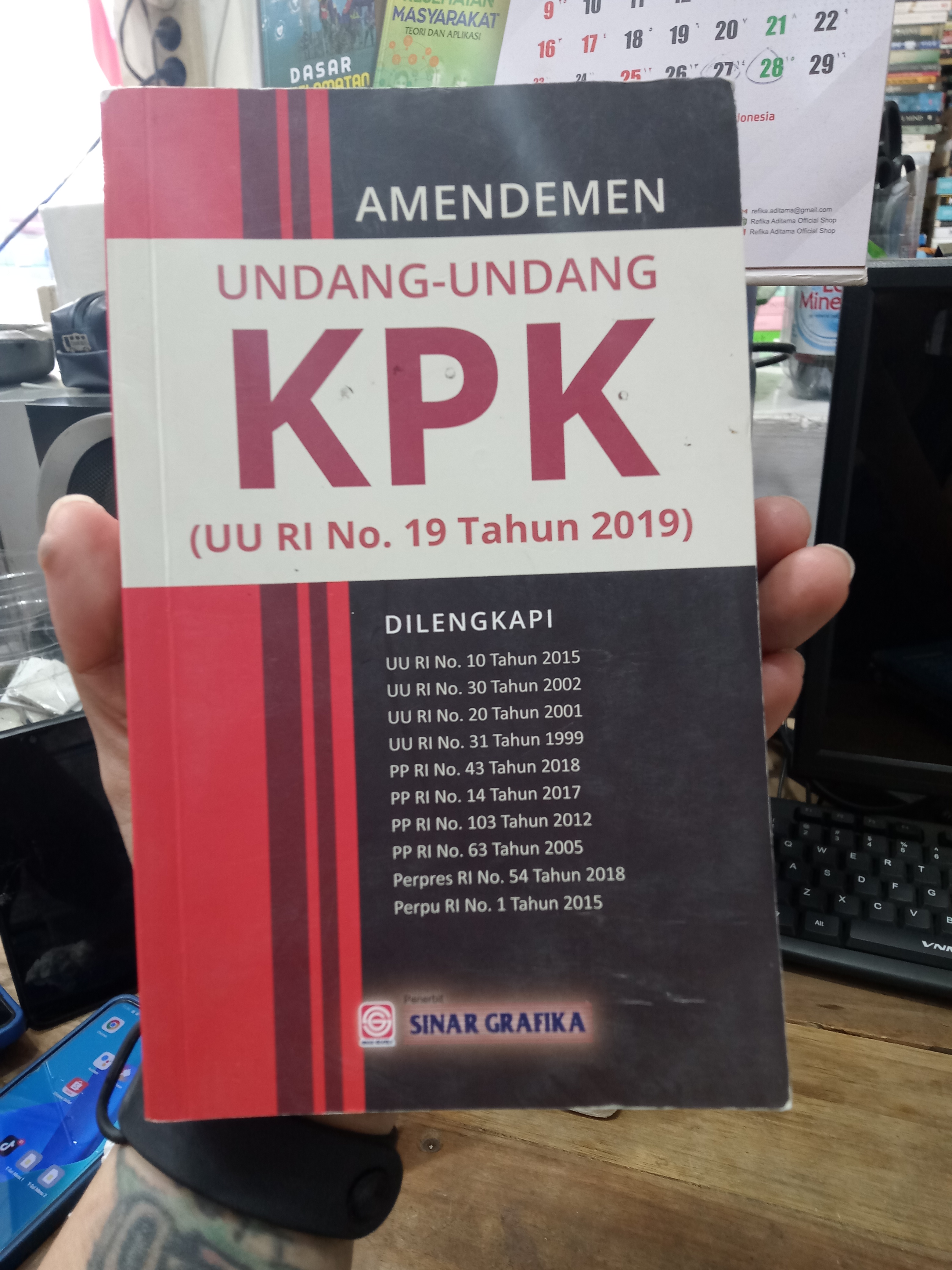 Foto Buku