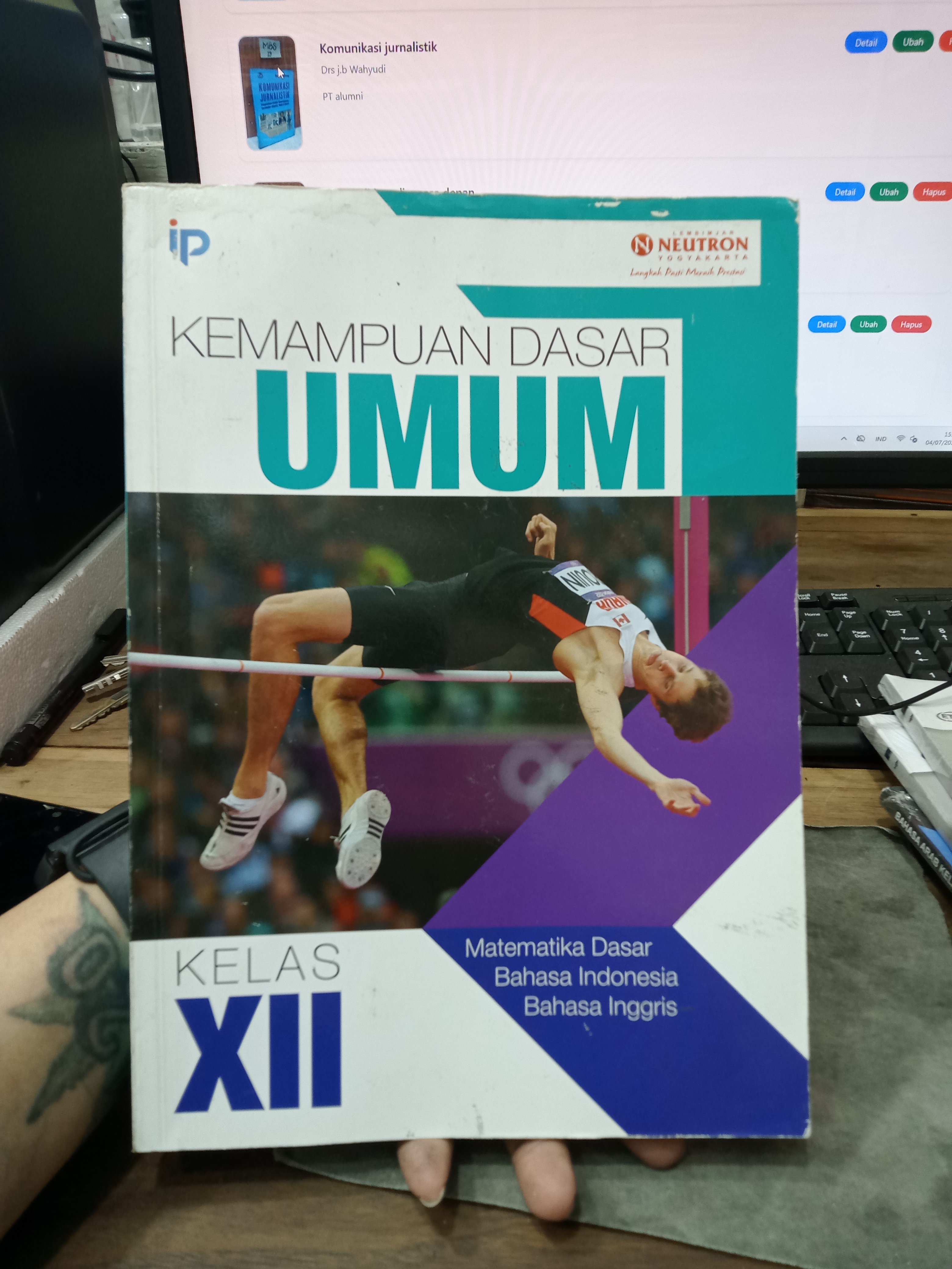 Foto Buku