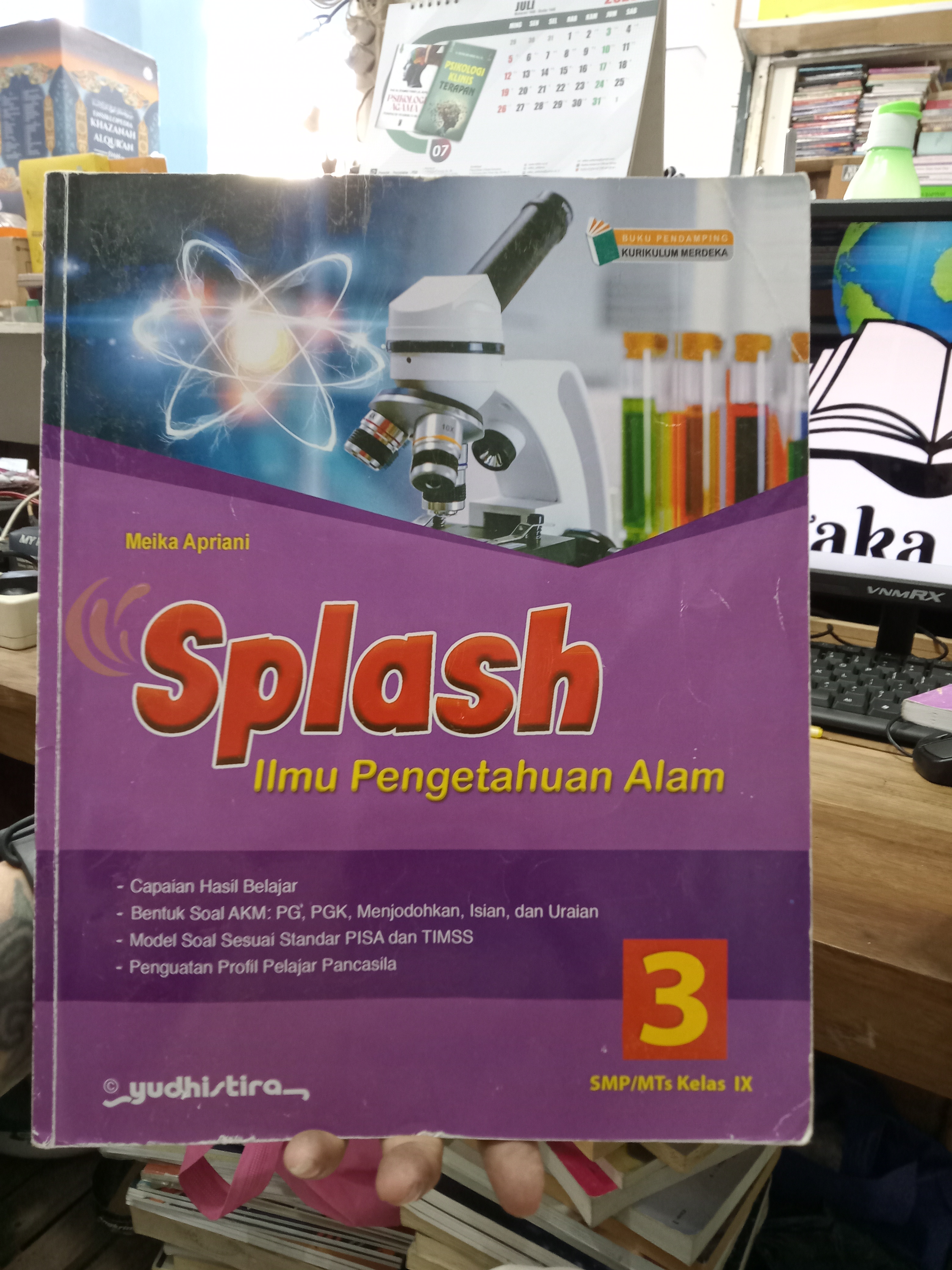 Foto Buku