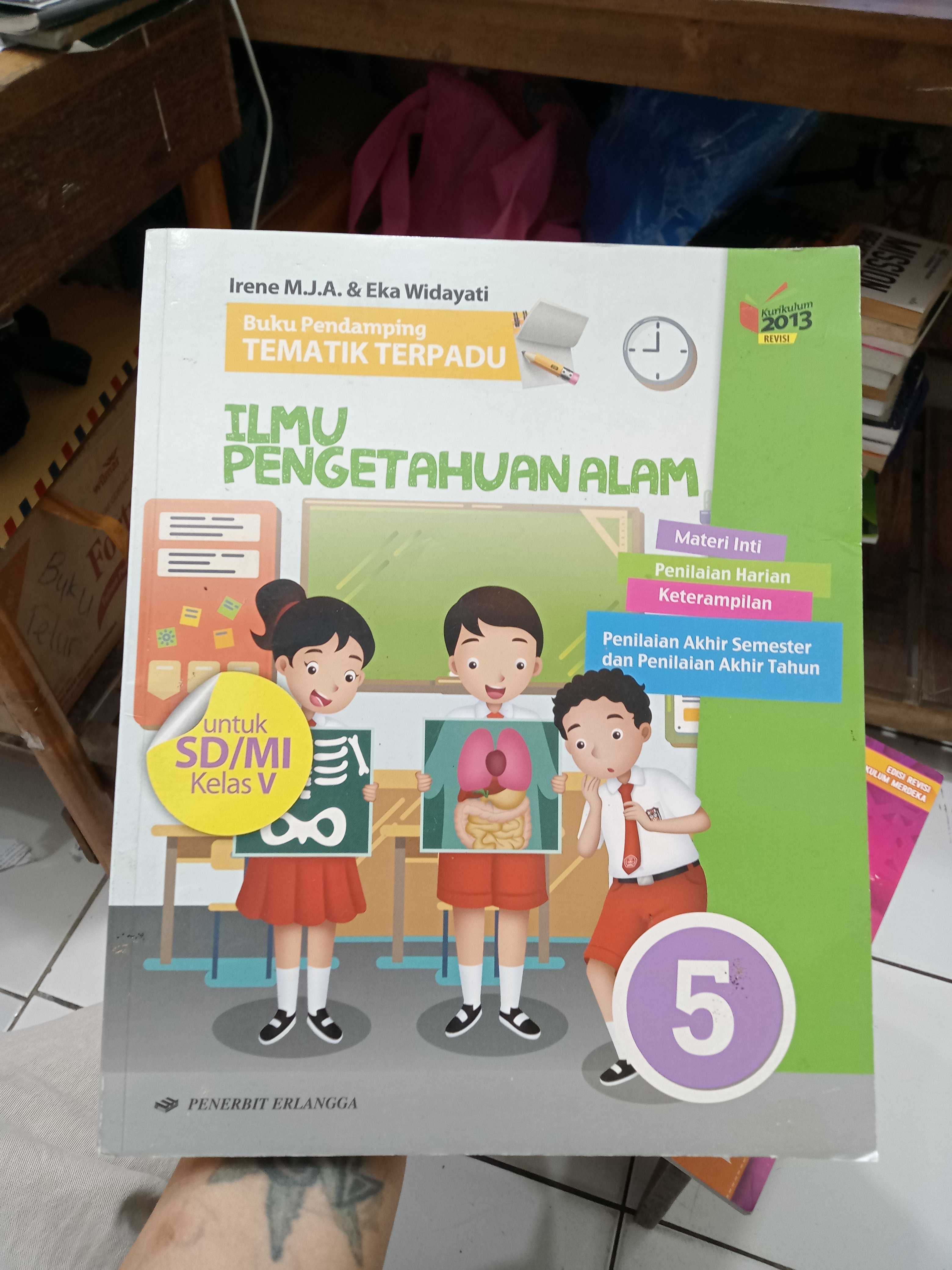 Foto Buku