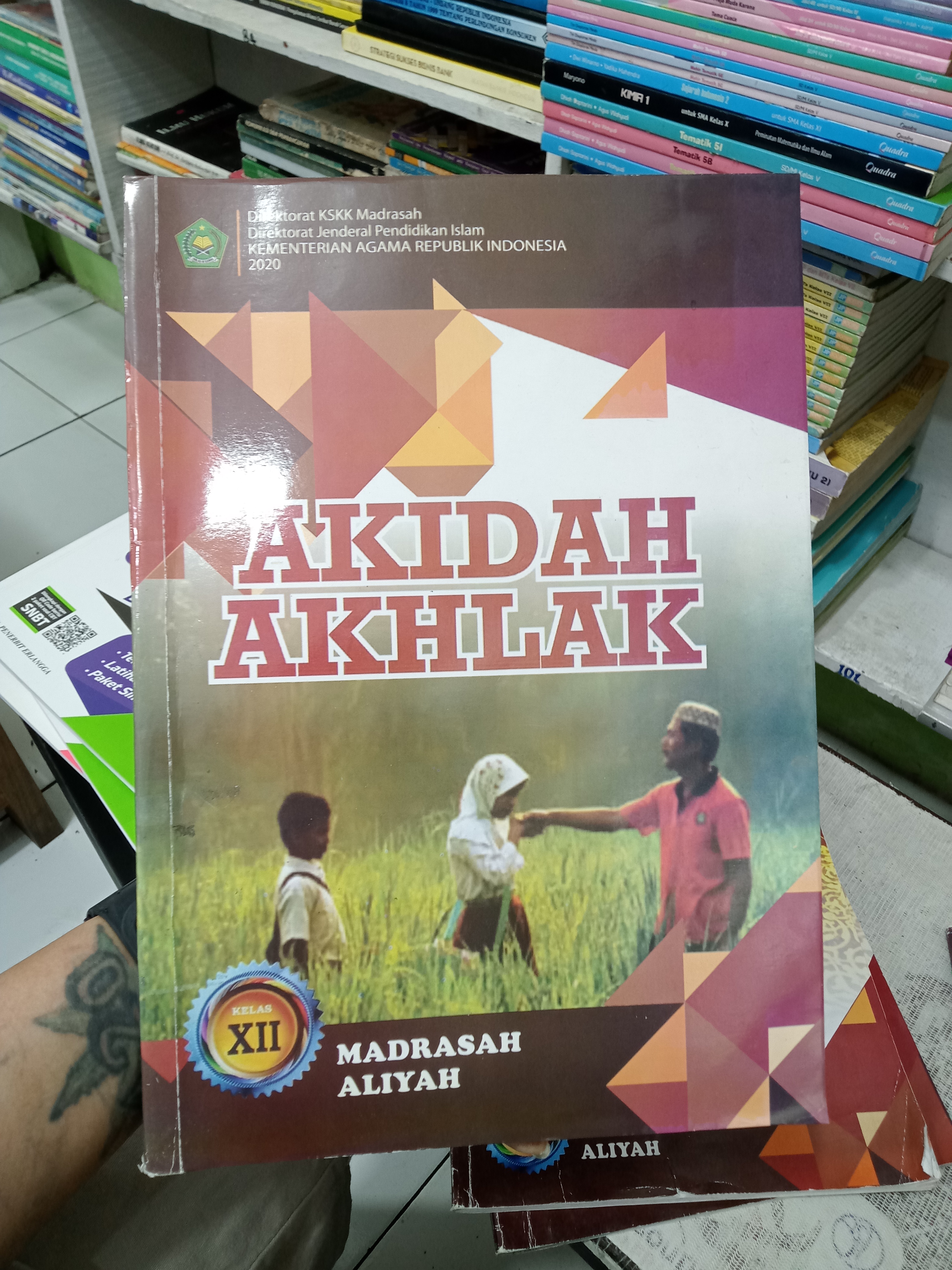 Foto Buku