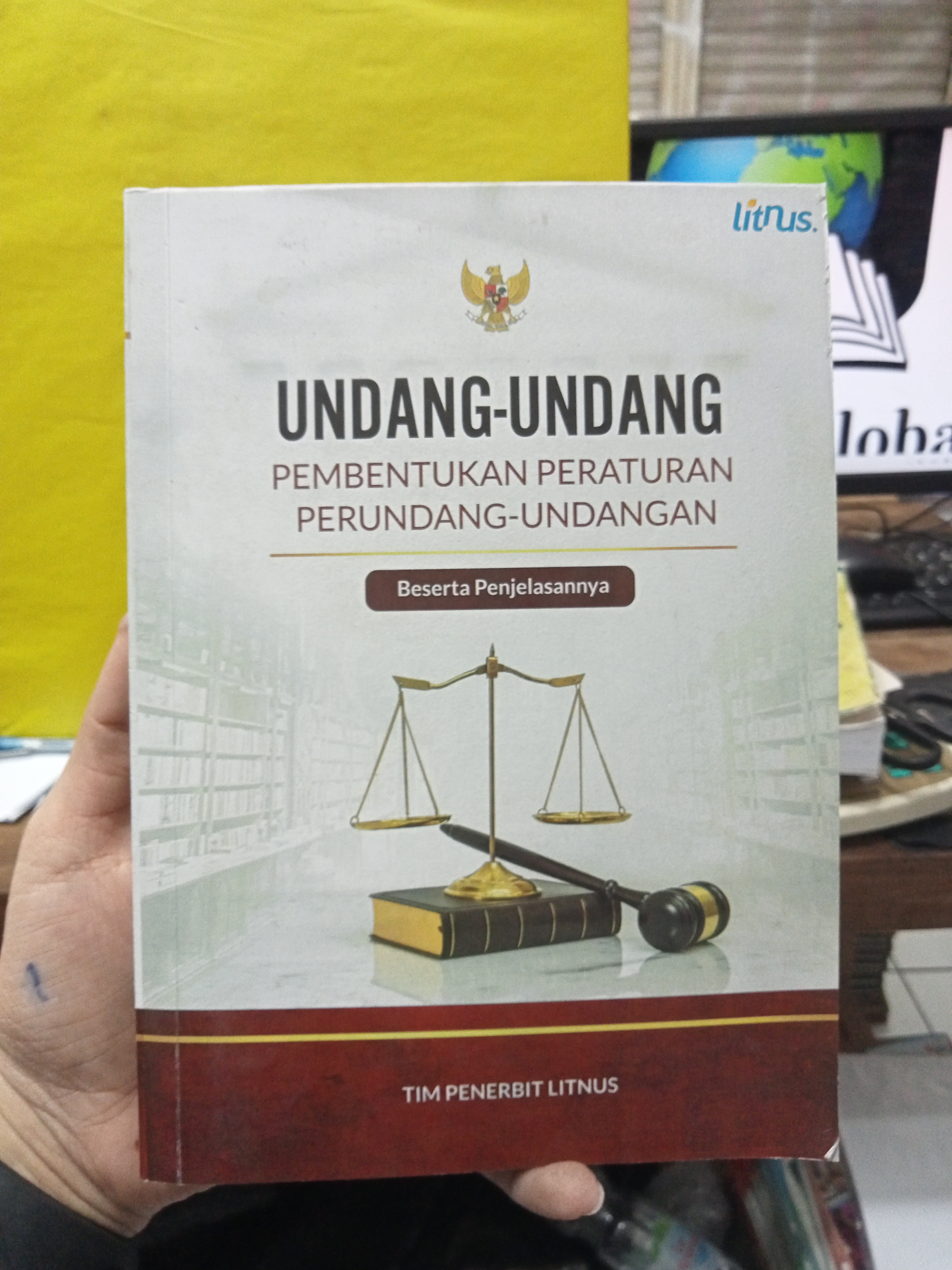 Foto Buku