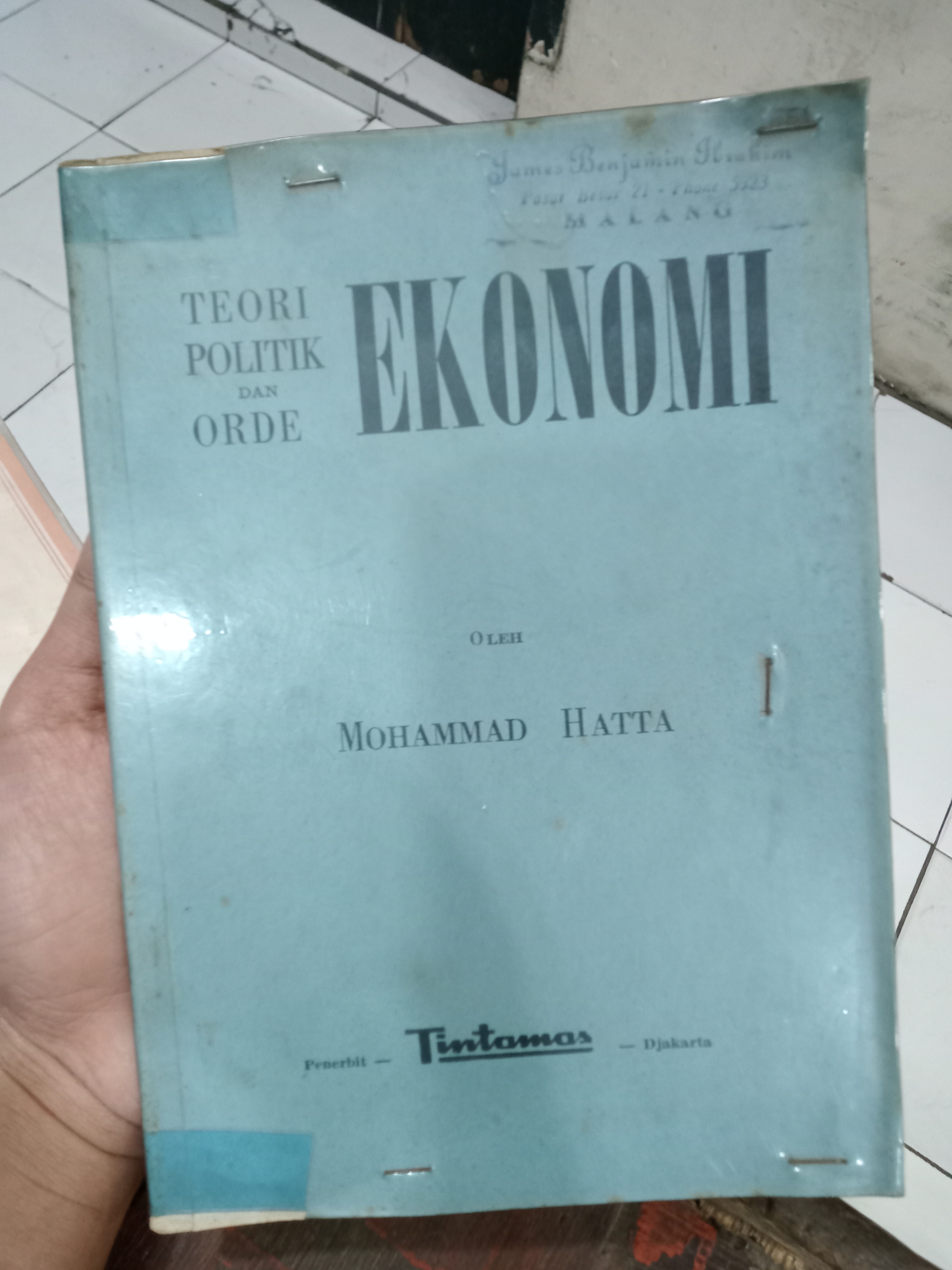 Foto Buku