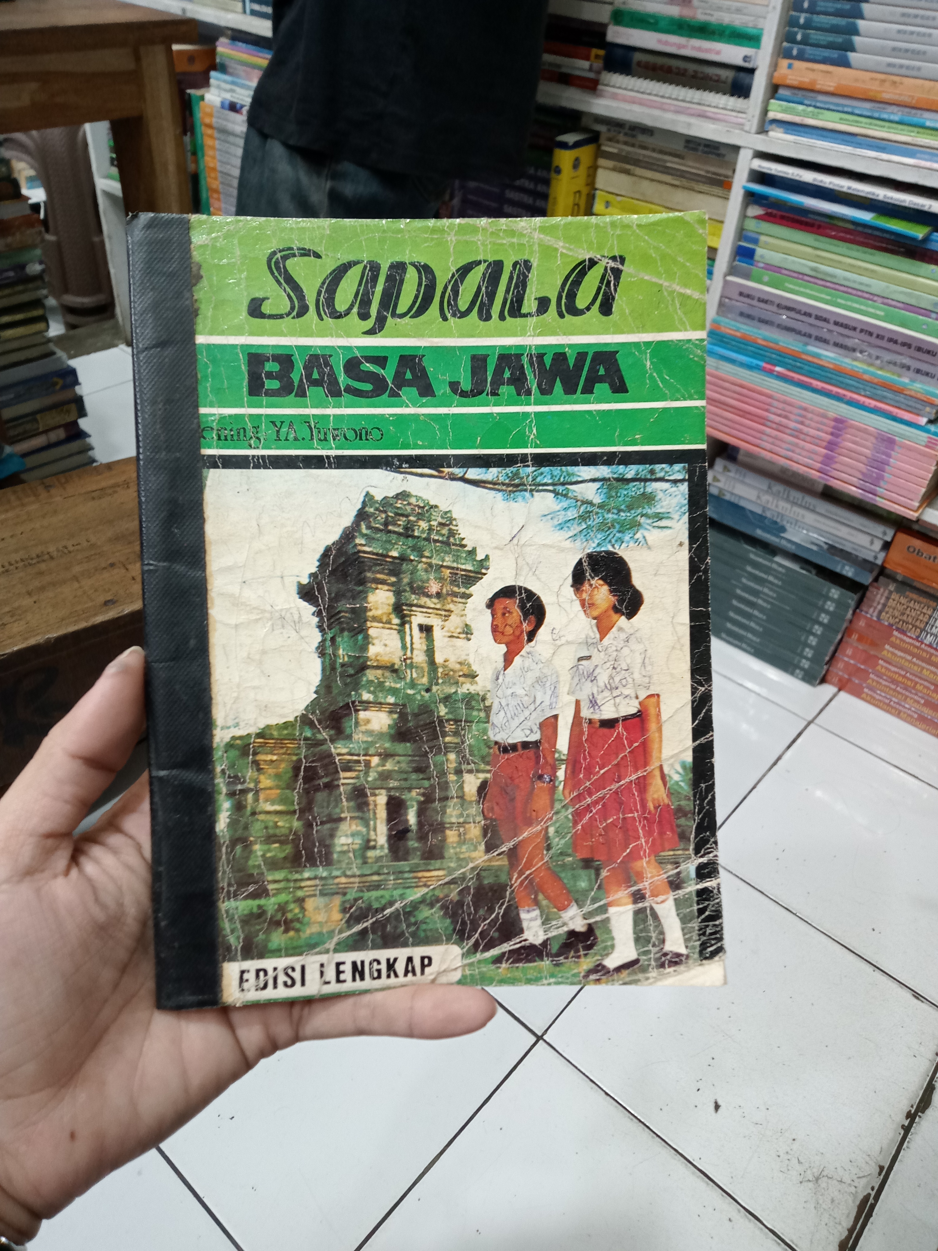 Foto Buku